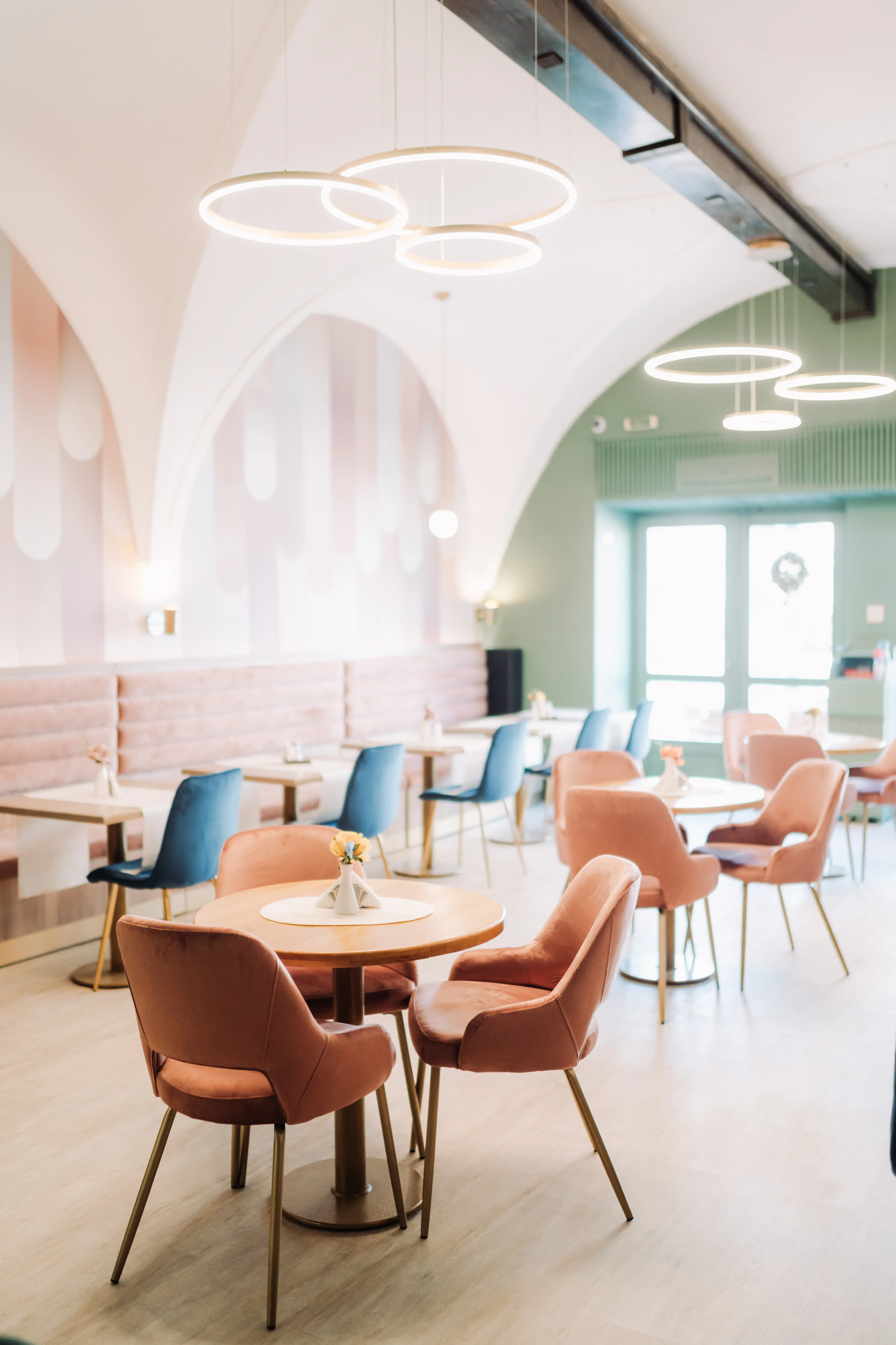 Restaurant Intim detail