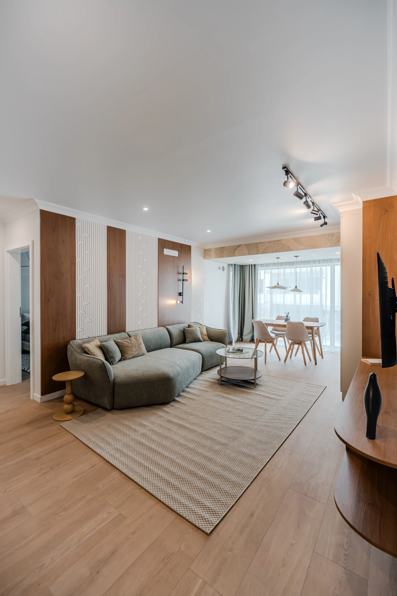 Design Interior Apartament 55 mp pentru Investiție - Stil Contemporan - Imagine 1