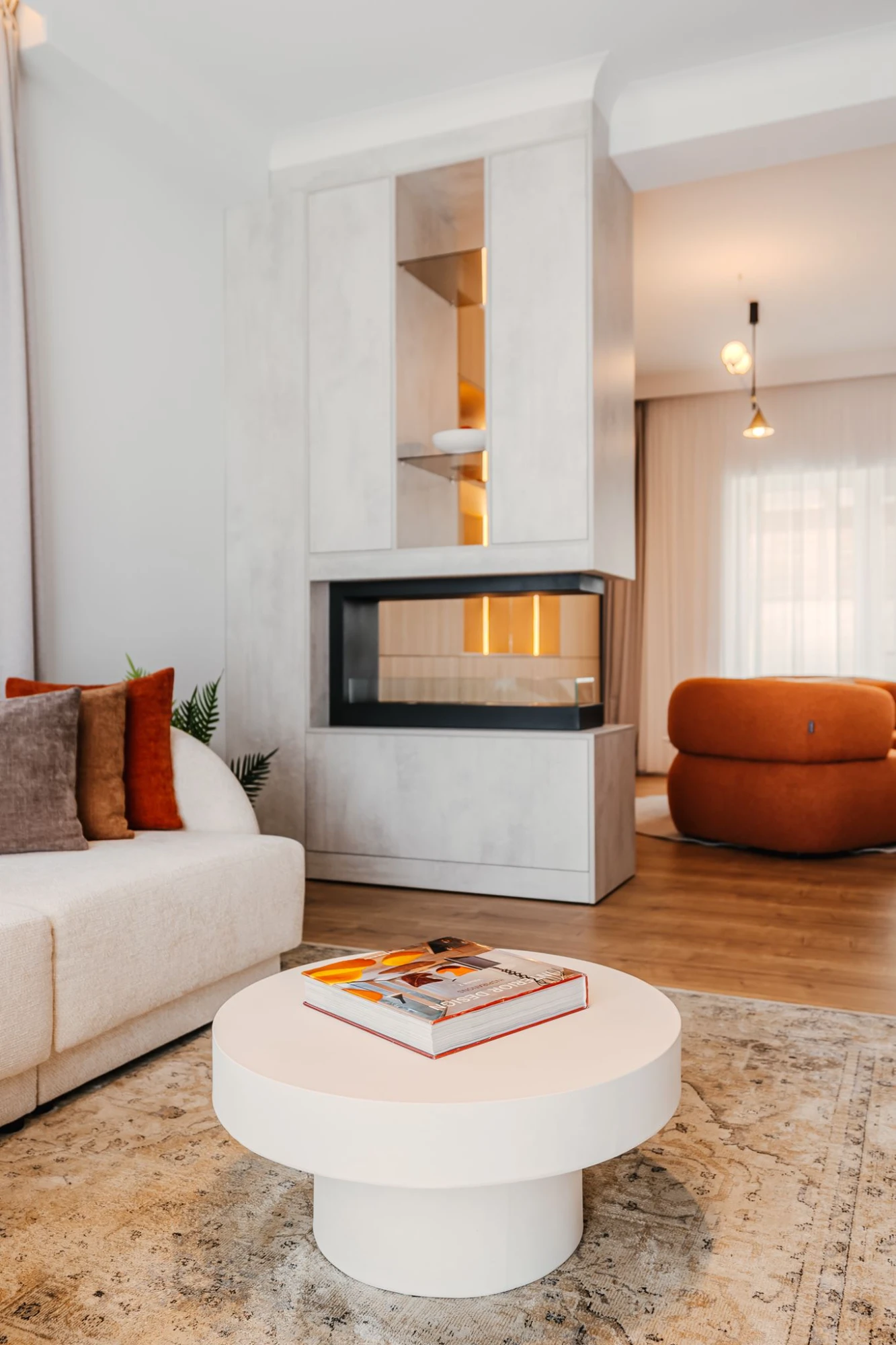 Design Interior Cald și Contemporan - Amenajare Casă Nouă, București - Imagine 4
