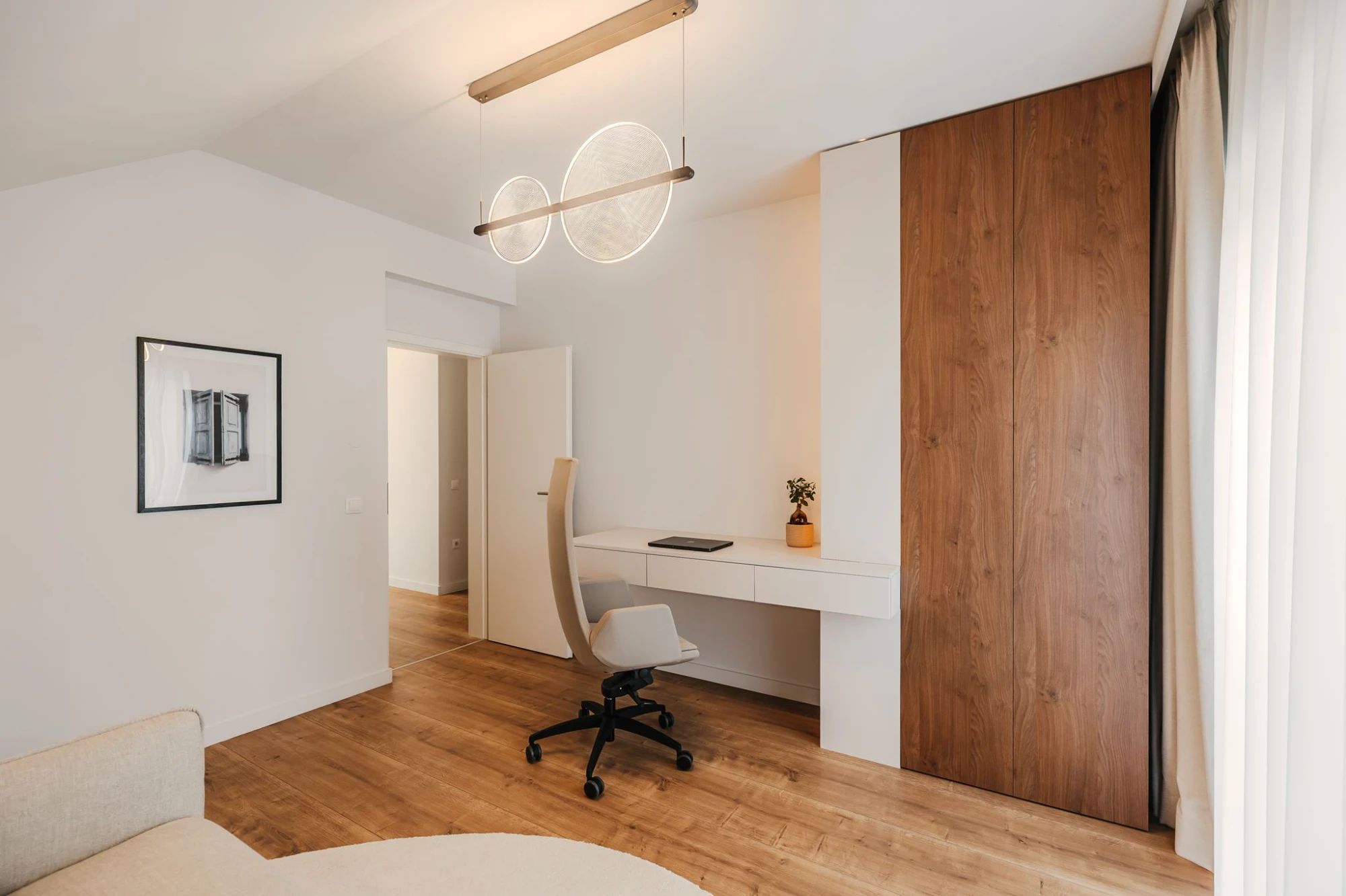 Design Interior Cald și Contemporan - Amenajare Casă Nouă, București - Imagine 8