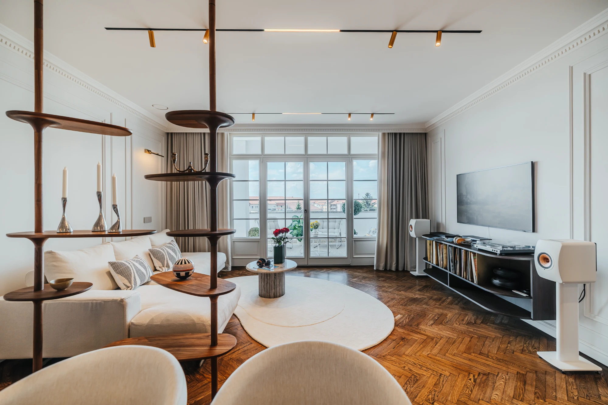 Design Interior Neoclasic: Apartament de 110 mp - Imagine 2
