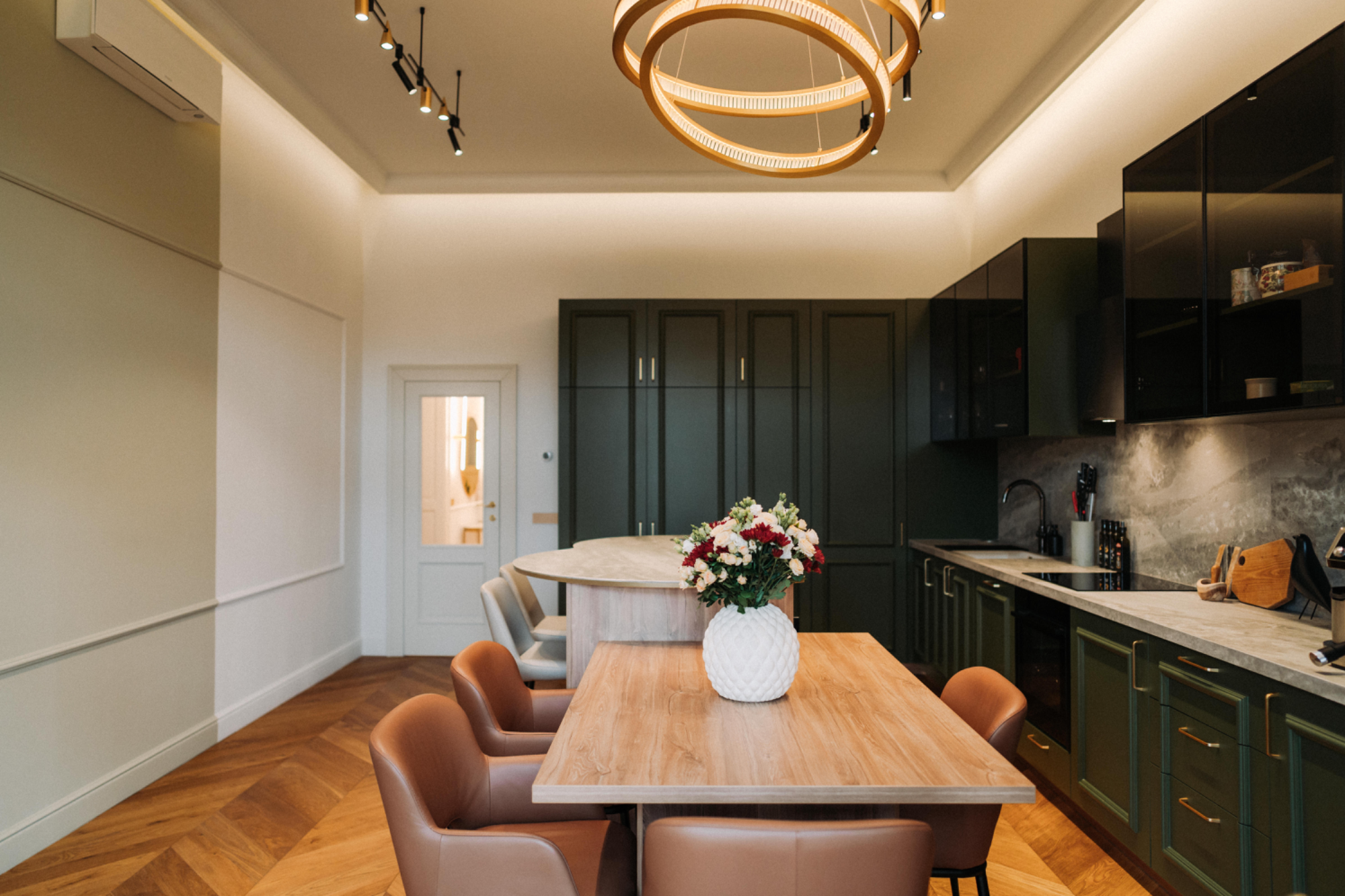 Design Interior Rezidential 158 mp într-o Zonă Istorică Protejată - Imagine 1